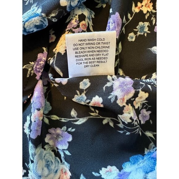 Pink Republic Blouse Size M Floral Top Black Dusty Blue 3/4 Roll Tab Sleeve - Picture 10 of 12